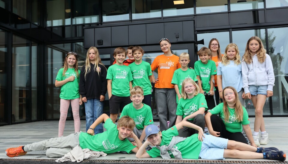 Bak fra venstre: Sofie Erlingsen, Olivia Bjor Meier, Jakob Myrvold-Brun, Bo Jullum, Oliver Høglund (bakerst mellom Jakob og Bo), kursleder Elise Zhang, Johan Billit, Henrik Myrvold-Brun, kursleder Sepideh Zamanian, Oda Hveberg Nytrøen og Alma Johanne Jonassen. Foran fra venstre: Eirik Theodor Bakken (ligger på bakken), Julian Karlsen Lien, Eirik Sunde-Foss (ligger på bakken), Marielle Eriksen Østbol, Karen Rekstad Skogrand.