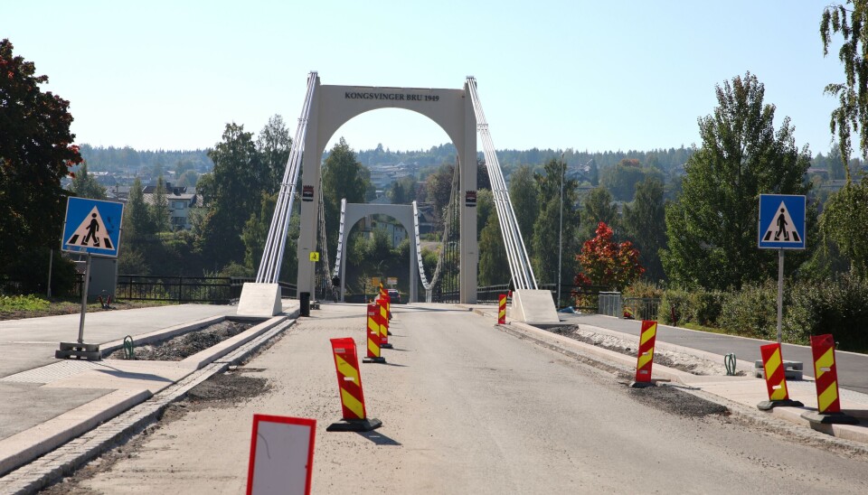Snart kan man benytte Kongsvinger bru i begge retninger.