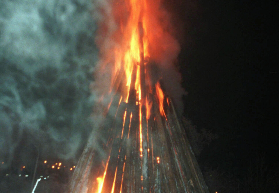 Tirsdag kveld tennes det varder for å markere motstand mot landbasert vindkraft. Det er organisasjonen Motvind Norge som står bak. I Kongsvinger vil en varde tennes i Hanshaugberget på Austmarka.
