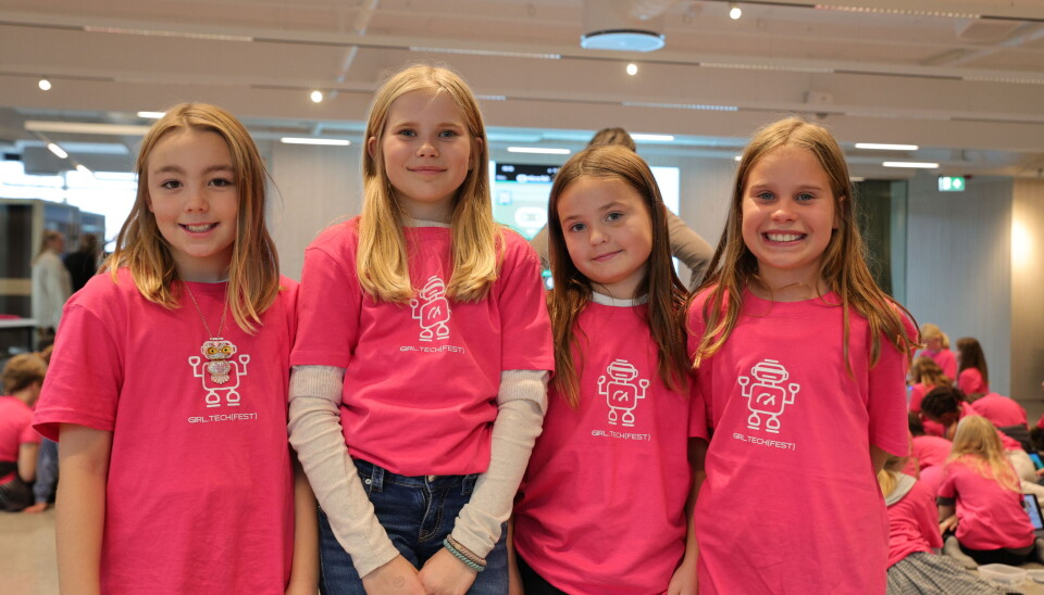 Amalie Ødegaard Steihaug, Emilie Linna Føien, Lea Olivia Craig og Agnes Fiskerud Sveen.hadde en annerledes skoledag på Innlandet science park.