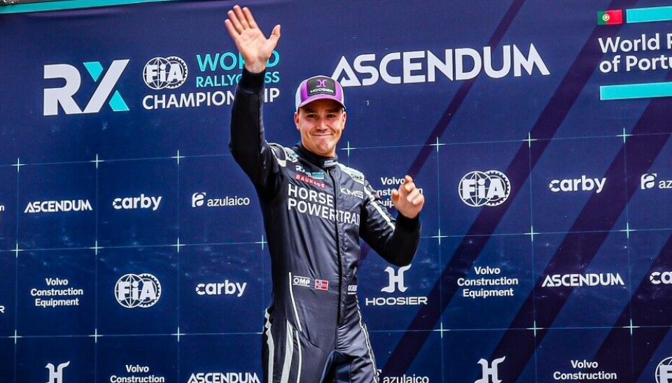 Ole Christian Veiby sikret seg 3.plass og en plass på seierspallen under Rallycross-VMs første runde i Portugal søndag.