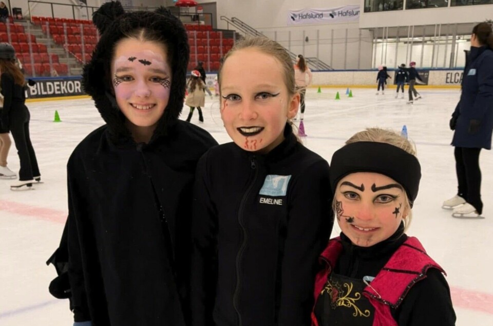Olivia Dyrkorn Hendrix (t.v.), Emeline Engell Kulblik og Elise Engell Kulblik.
