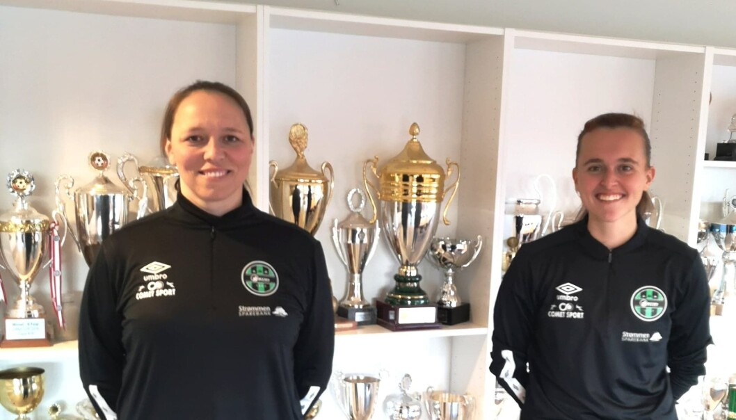 Hovedtrener Caroline Knutsen (t.v.) og assistenttrener Camilla Madsberg i Skjetten Fotball. Hovedtrener Caroline Knutsen (t.v.) og assistenttrener Camilla Madsberg i Skjetten Fotball.