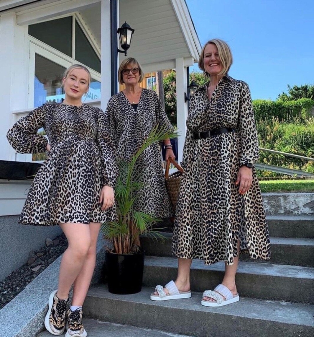 De er alle involvert i motebutikken på Kongsvinger. Fra venstre: Tora, Grete og Pia De er alle involvert i motebutikken på Kongsvinger. Fra venstre: Tora, Grete og Pia