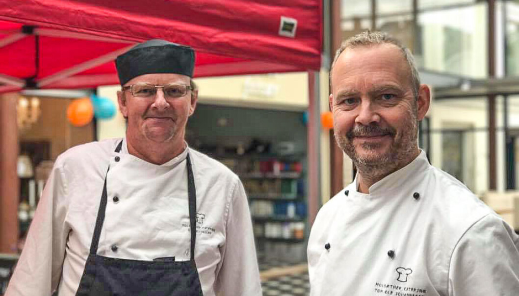 Uno Ellingsen (t.v.) og Tom-Ole Johannesen i Holsæther Catering i Kongsvinger. Uno Ellingsen (t.v.) og Tom-Ole Johannesen i Holsæther Catering i Kongsvinger.