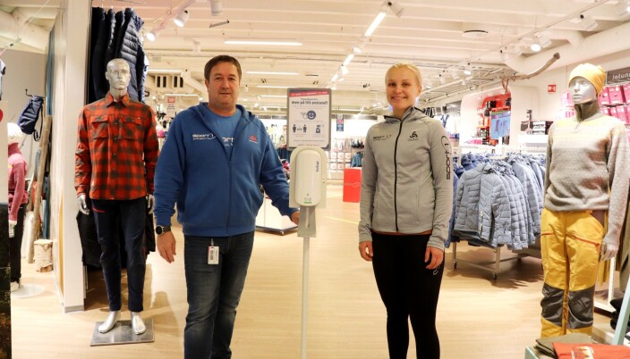 Sport 1 Kongsvinger tilbyr også personlig service, men litt på avstand i disse koronatider. Sport 1 Kongsvinger tilbyr også personlig service, men litt på avstand i disse koronatider.