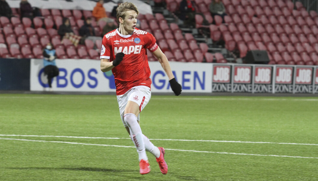 Markus Aanesland fortsetter som spiller i OBOS-ligaen etter at han har funnet seg en ny klubb. Markus Aanesland fortsetter som spiller i OBOS-ligaen etter at han har funnet seg en ny klubb.