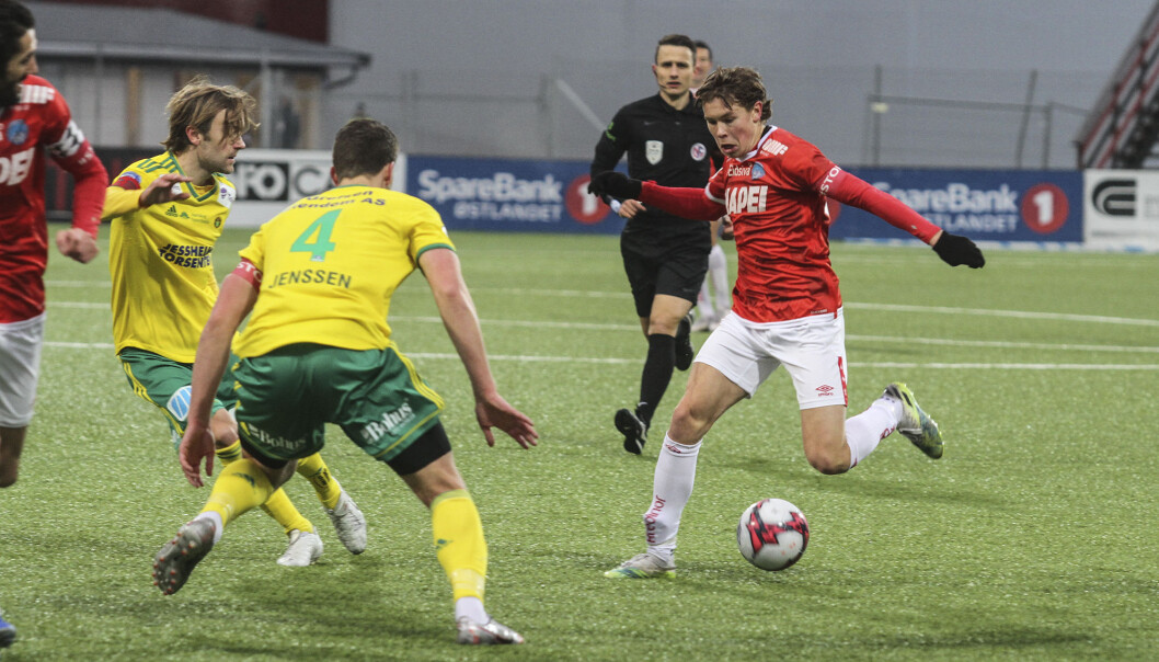 Jesper Grundt fikk sin debut fra start i siste serierunde mot Ull/Kisa forrige sesong. Nå skal han være med på å løfte KIL opp igjen. Jesper Grundt fikk sin debut fra start i siste serierunde mot Ull/Kisa forrige sesong. Nå skal han være med på å løfte KIL opp igjen.