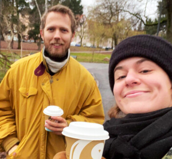 Produsentene Martin Høgberget og Tara Solli har jobbet hardt den siste tiden med å få alt på plass – for det meste med utekontor, i disse korona-tider. Produsentene Martin Høgberget og Tara Solli har jobbet hardt den siste tiden med å få alt på plass – for det meste med utekontor, i disse korona-tider.