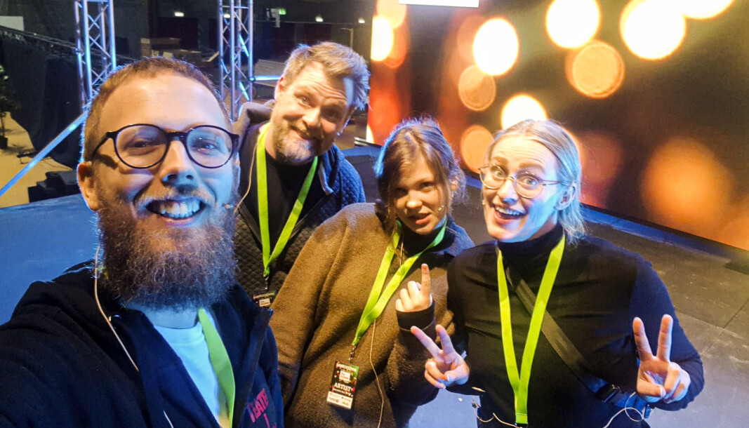 Martin Høgberget, Per Lunder, Ingjerd Engh og Linnéa Paulsen er blant aktørene fra Kulturkollektivet som står på scena torsdag. Her fra Norges største reunion. Martin Høgberget, Per Lunder, Ingjerd Engh og Linnéa Paulsen er blant aktørene fra Kulturkollektivet som står på scena torsdag. Her fra Norges største reunion.