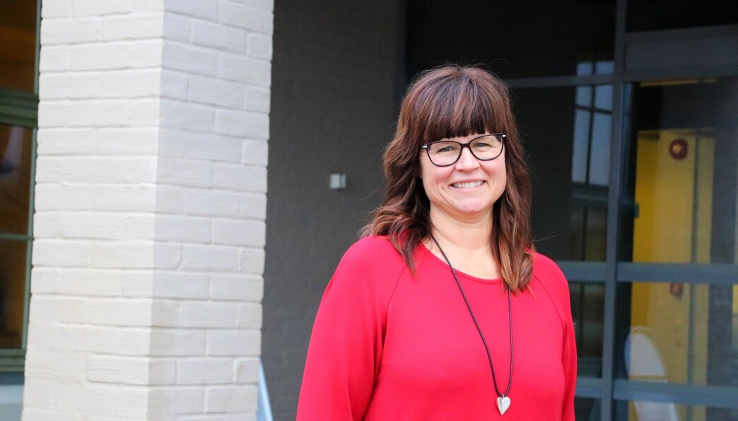 Rektor ved Sentrum videregående skole, Marianne Bye, har grunn til å smile etter at tallene for skolebidragsindikatoren 2019/20 er lagt frem. Rektor ved Sentrum videregående skole, Marianne Bye, har grunn til å smile etter at tallene for skolebidragsindikatoren 2019/20 er lagt frem.