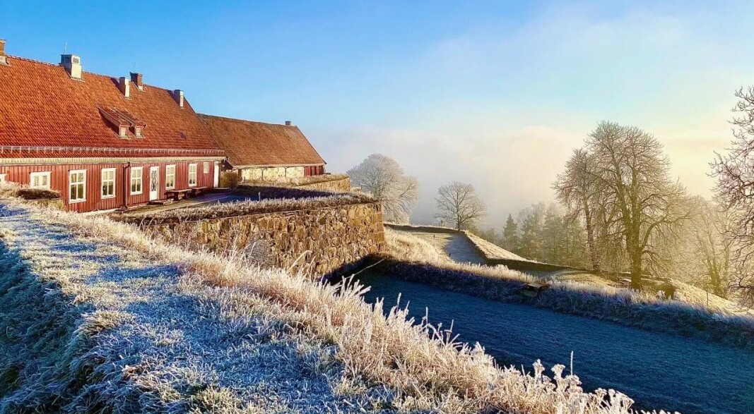 På festningen i frostkledde november På festningen i frostkledde november