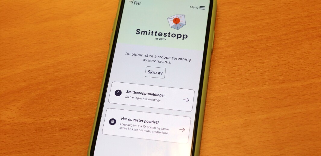 Appen Smittestopp skal varsle om smitte og deler data om hvordan grupper beveger seg i samfunnet. Kommunen anbefaler sine innbyggere å laste ned denne Appen Smittestopp skal varsle om smitte og deler data om hvordan grupper beveger seg i samfunnet. Kommunen anbefaler sine innbyggere å laste ned denne