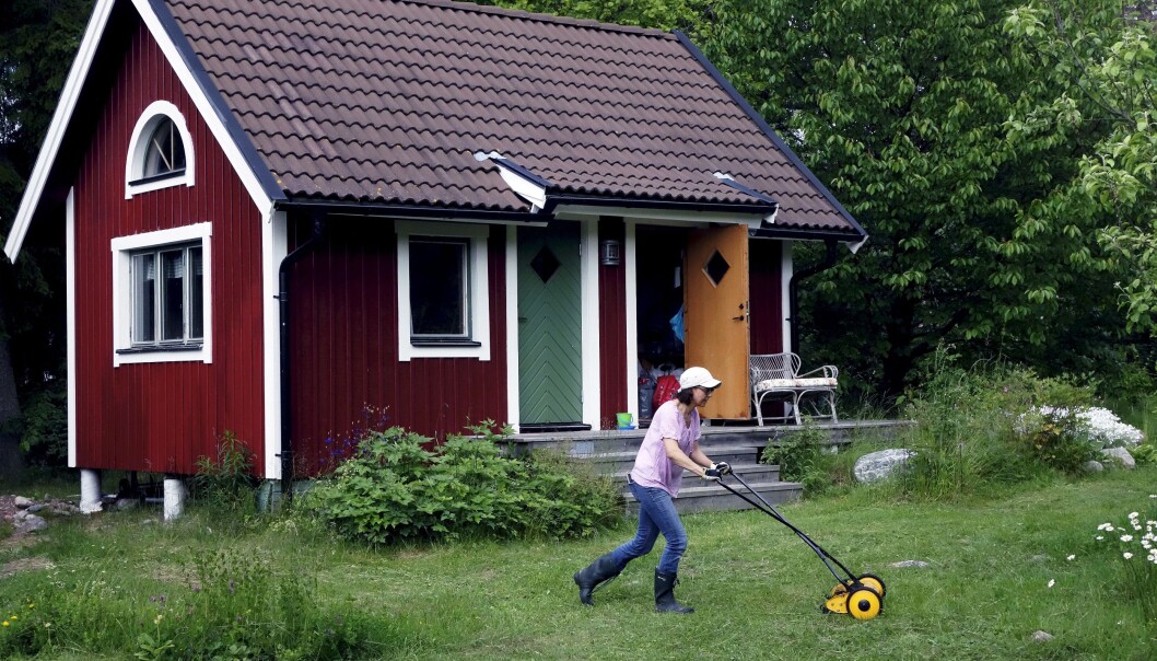 Hytteeierne som vant i retten med sitt krav om å få slippe karantene etter hyttebesøk i Sverige, ber om rask behandling etter at staten nå formelt har levert sin anke. Hytteeierne som vant i retten med sitt krav om å få slippe karantene etter hyttebesøk i Sverige, ber om rask behandling etter at staten nå formelt har levert sin anke.