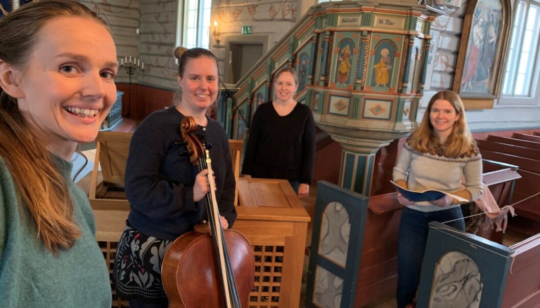 Fra venstre: Marianne Bye Granheim, Marit Johansen, Kristin Lydia Nesse og Guro Hjemli, her under en øvelse til neste ukes konsert. Fra venstre: Marianne Bye Granheim, Marit Johansen, Kristin Lydia Nesse og Guro Hjemli, her under en øvelse til neste ukes konsert.