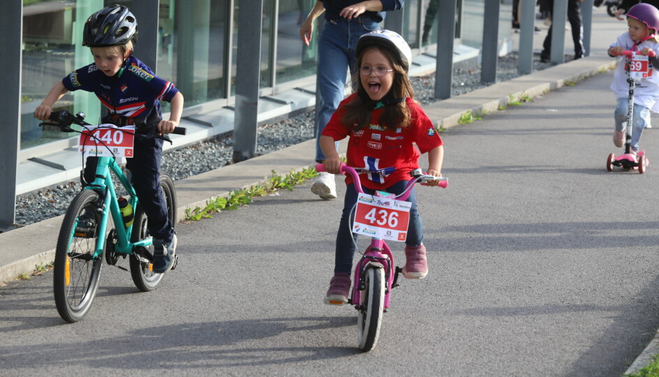 Tour of Norway for Kids samlet 90 unger i alderen 0-12 år.