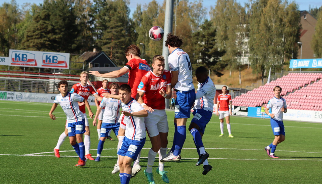 KIL var mye innenfor Vålerenga 2 sin 16-meter. KIL var mye innenfor Vålerenga 2 sin 16-meter.