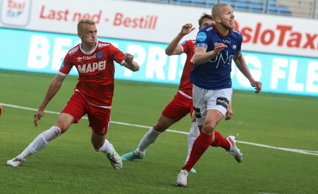 Fredrik Holmé (t.h.) blir lagkamerat med Matias Aadnøy. Kanskje er det de to som utgjør KILs midstopperpar i fremtiden?