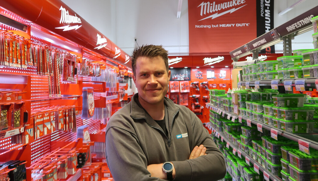 Når du skal pusse opp eller kanskje bygge noe, kan det være nyttig å diskutere med fagfolk, sier Stian Øi, daglig leder for Byggshoppen på Rasta. Når du skal pusse opp eller kanskje bygge noe, kan det være nyttig å diskutere med fagfolk, sier Stian Øi, daglig leder for Byggshoppen på Rasta.