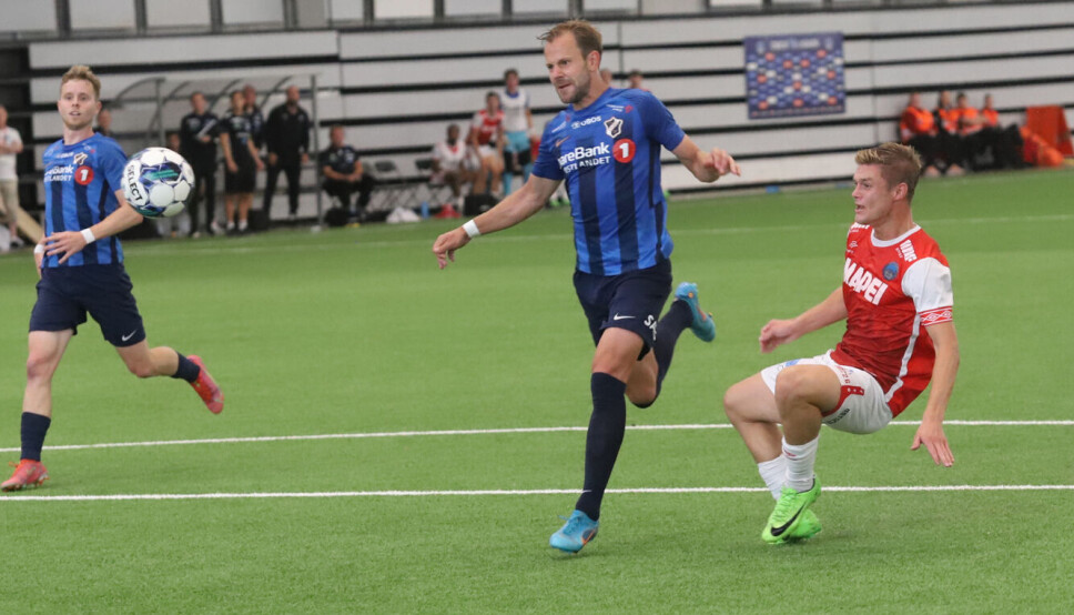 Mathias Bringaker hadde en eventyrlig sjanse til å sende KIL i ledelsen, men avslutningen ble for svak.