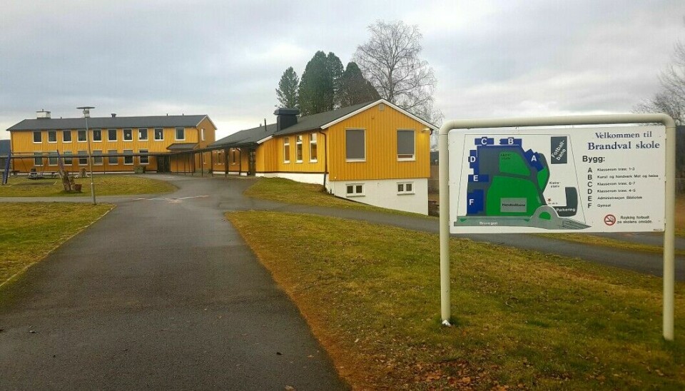 Brandval skole er en av barneskolene i kommunen som får penger til etablering av sykkelparkering.