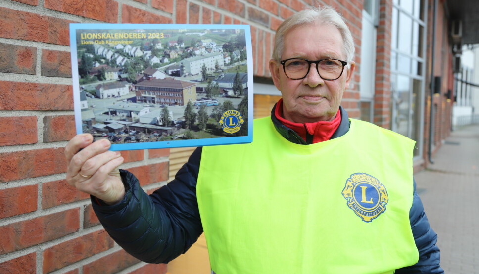 Bjørn Aasum, president i Lions Club Kongsvinger, håper mange støtter organisasjonen og kjøper neste års kalender.