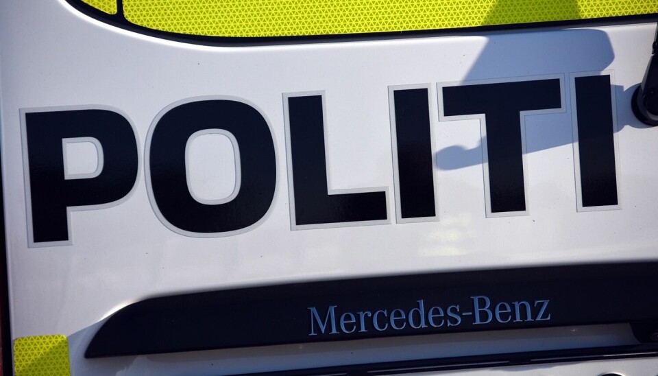 Politiet i Innlandet har fått melding om bilbrann på Øiset og melder at nødetater er på vei. Det skal ikke være spredningsfare.