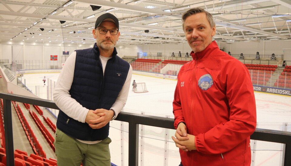 Sportslig leder Anders Angelbrant (t.v) og daglig leder Jan Christer Eriksson håper å se Kongshallen fylt til randen under kronekamp.