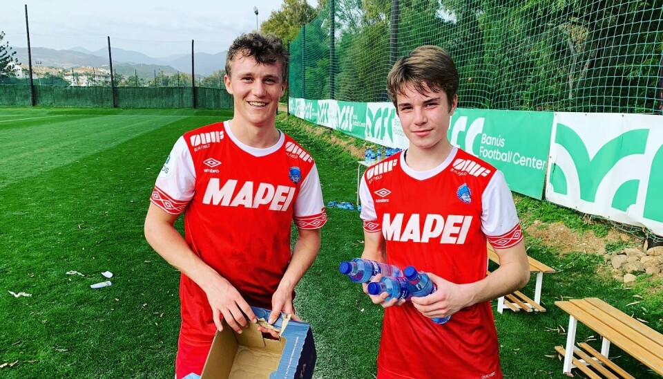 Det var ungguttas dag mot Strømsgodset. Martin Hellan (t.v.) sørget for utlikning. 15 år gamle Marius Damhaug fikk også spille.