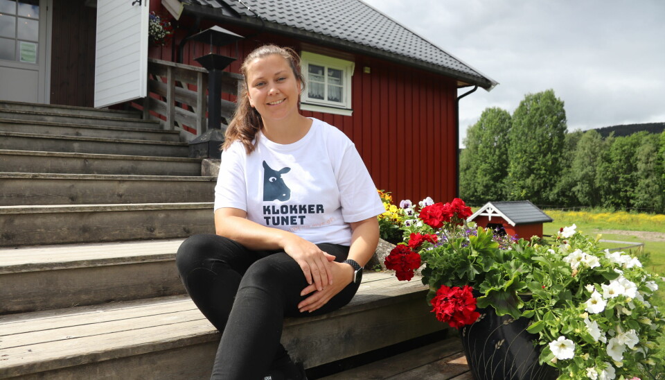 Guro Stensbøl har en hånd på rattet hos Klokkertunet. Neste år har hun begge.